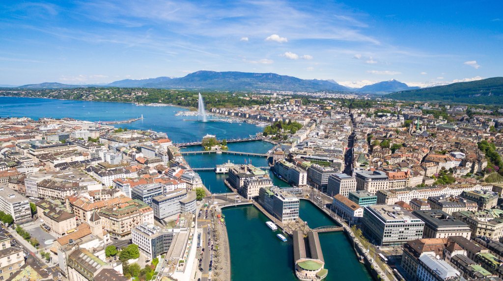 10Hotspots-Around-The-World