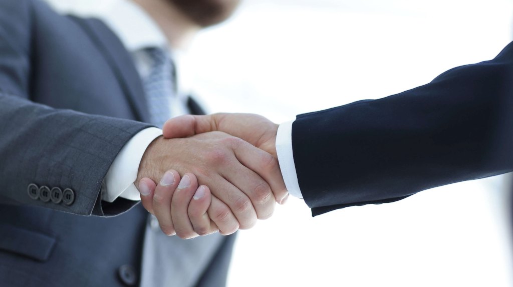 13Analysis-The-Realogy-Amazon-Co-Marketing-Collaboration