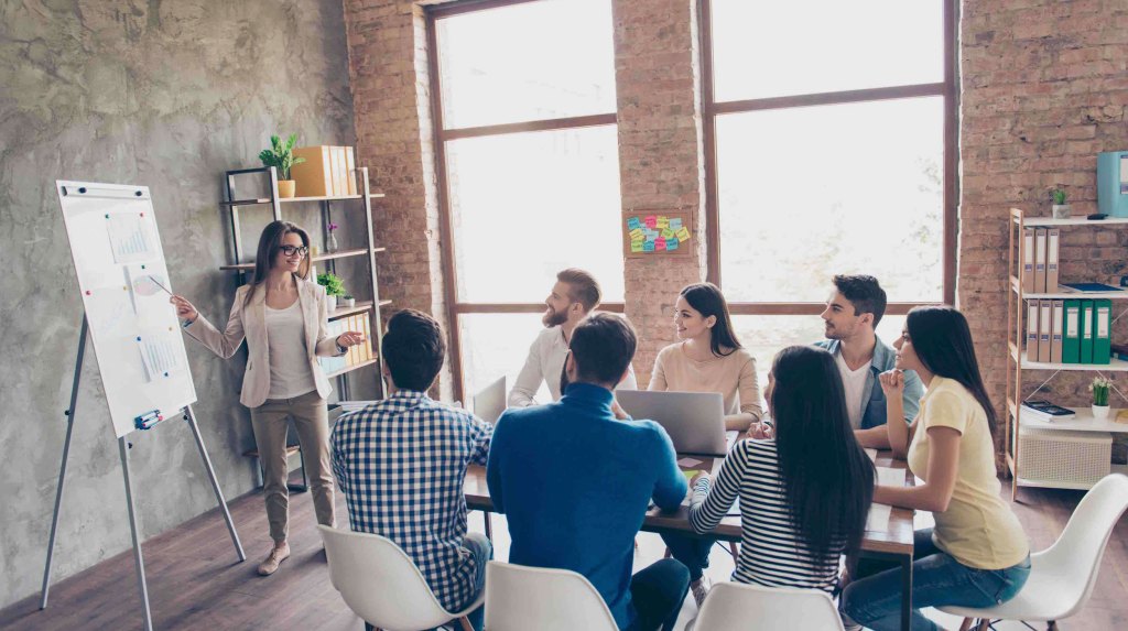 1Team-Leaders-4-Tips-on-Building-a-Winning-Team