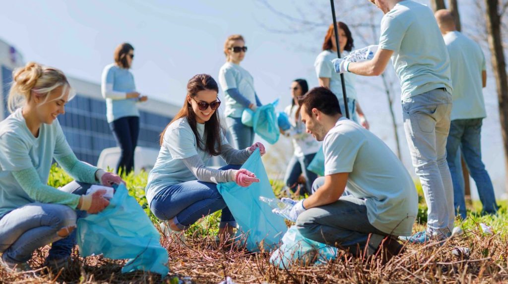 6Columbus-Realtors-and-Friends-Tackle-39-Projects-for-Day-of-Service