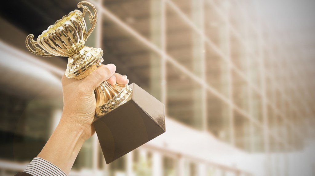 7CENTURY-21-Announces-New-Relentless-Agent-Award-Winners
