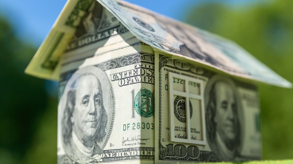 8Coldwell-Banker-Sea-Coast-Advantage-Merges-With-Coldwell-Banker-First