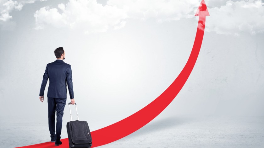 Business-man-on-red-carper-arrow