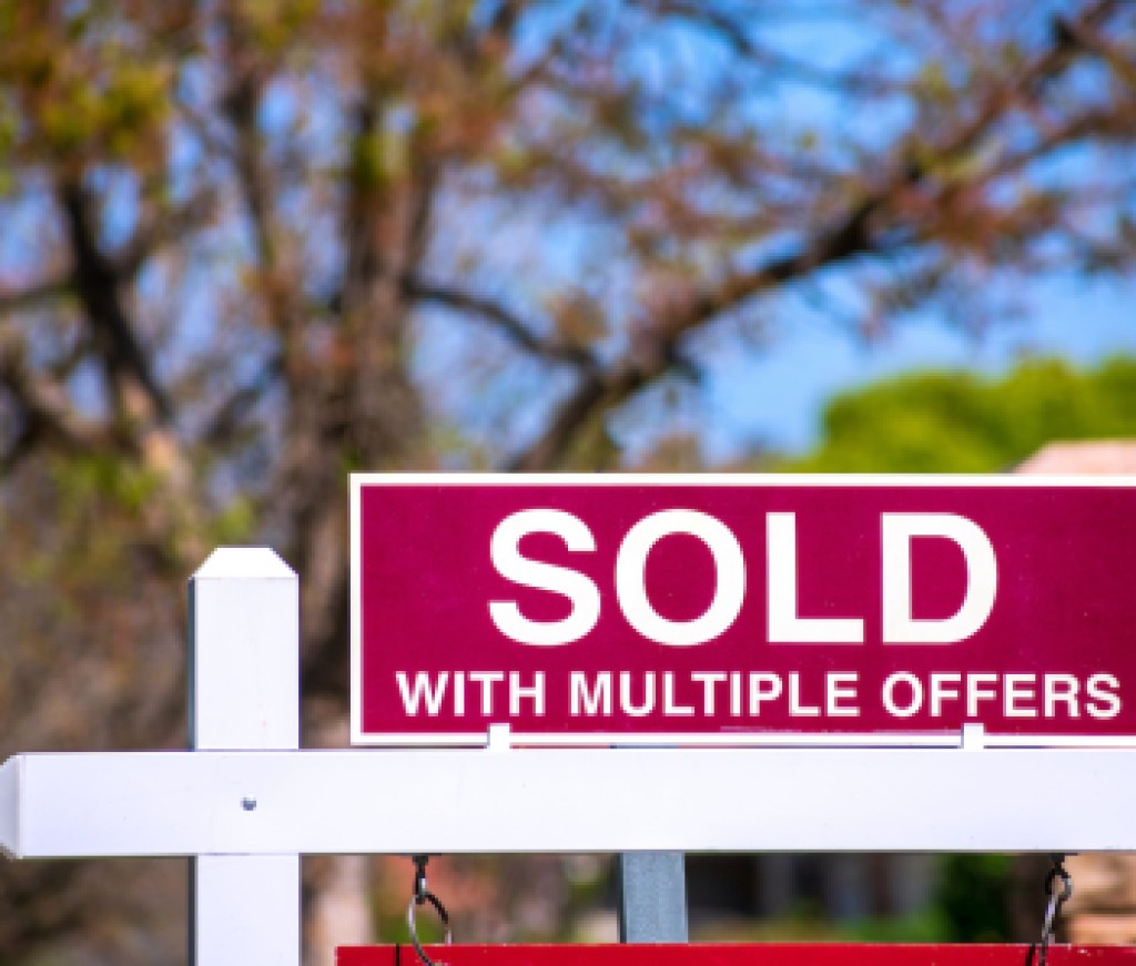 Boosting listing prices due to multiple offers