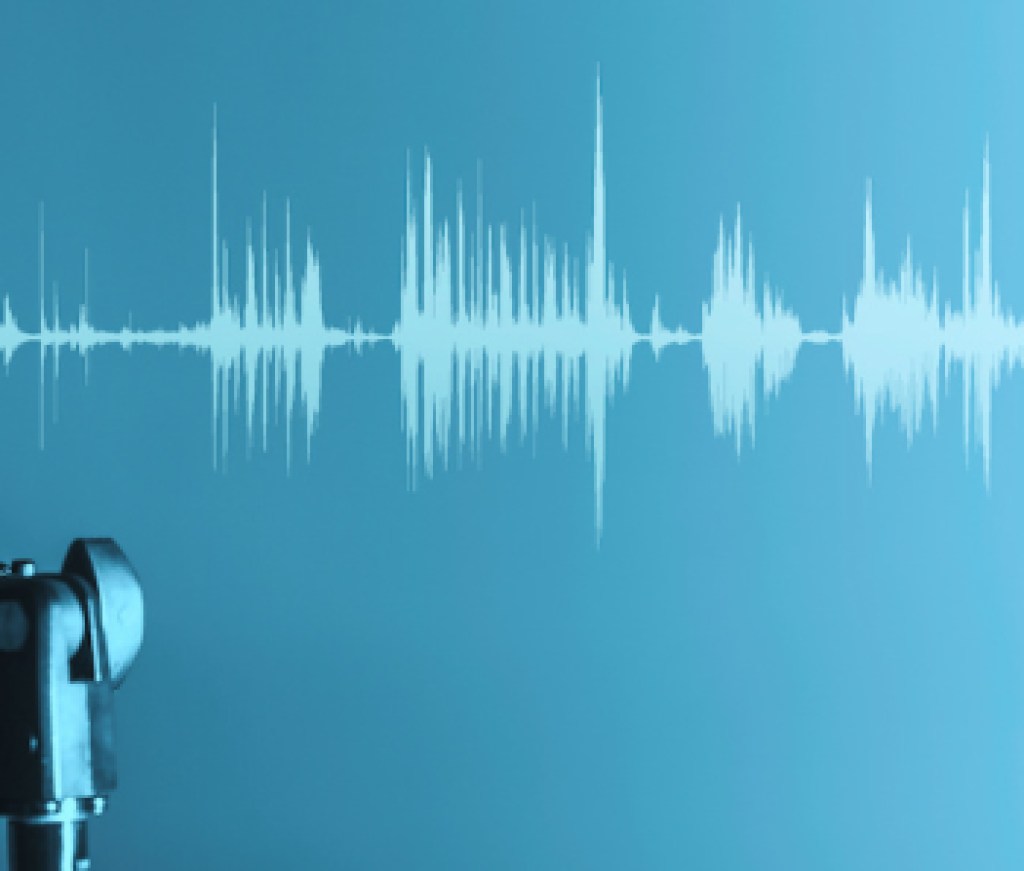 Microphone with waveform on blue background, broadcasting or podcasting banner